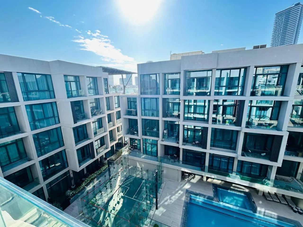 Апартаменты Premium 1Bhk Apt In Signature Living, Jvc! Pool View Дубай ОАЭ