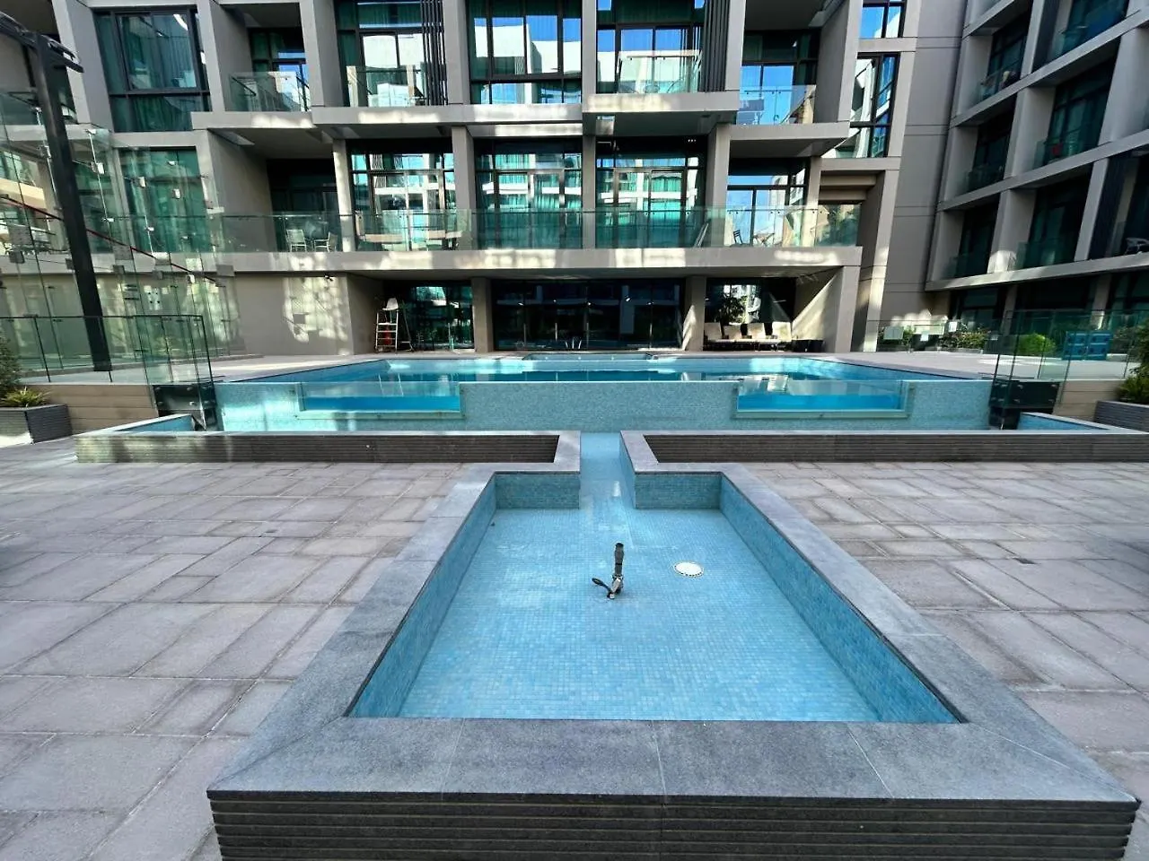 Premium 1Bhk Apt In Signature Living, Jvc! Pool View Дубай ОАЭ